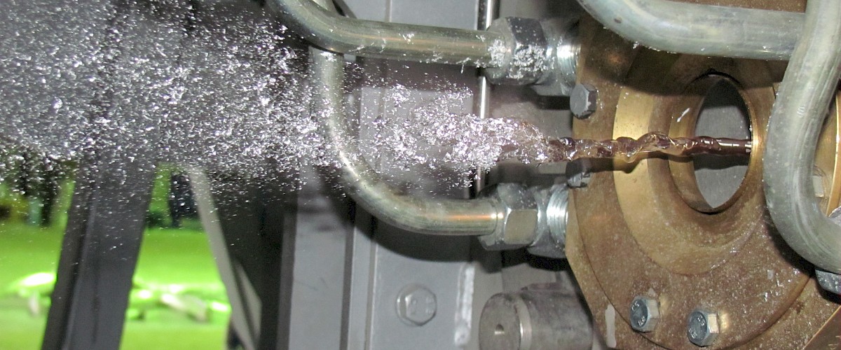 Atomizing of liquid aluminium