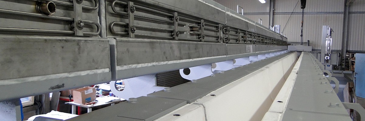 Launder system for aluminium - Straight launder system with heating